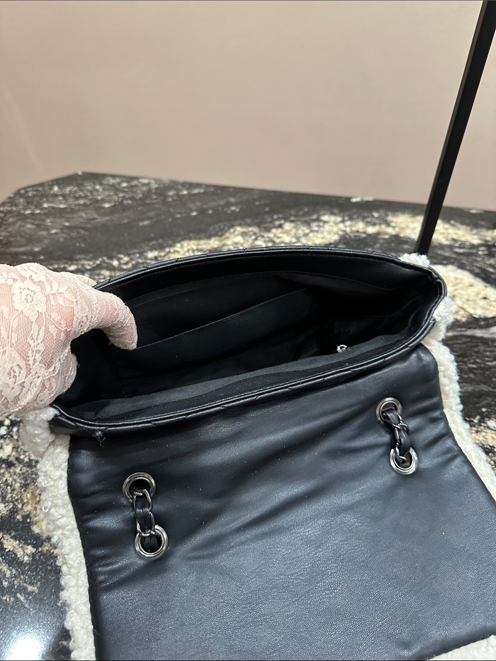 NWT🖤Gilda Paris Quilted Bag - Picture 7 of 7